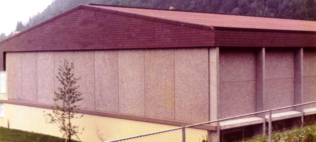 0201.1 - 1974 - Bürglen, Sporthalle