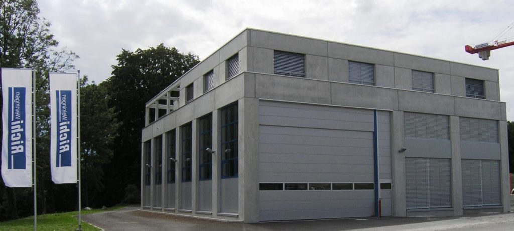 0201.3 - 2011 - Weiningen, Betriebsgebäude Richi AG