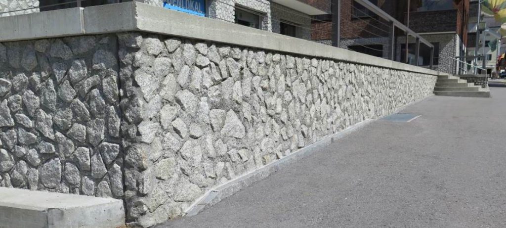 0300.14 - 2009/10.4 - Fassade - Andermatt, Grand Park