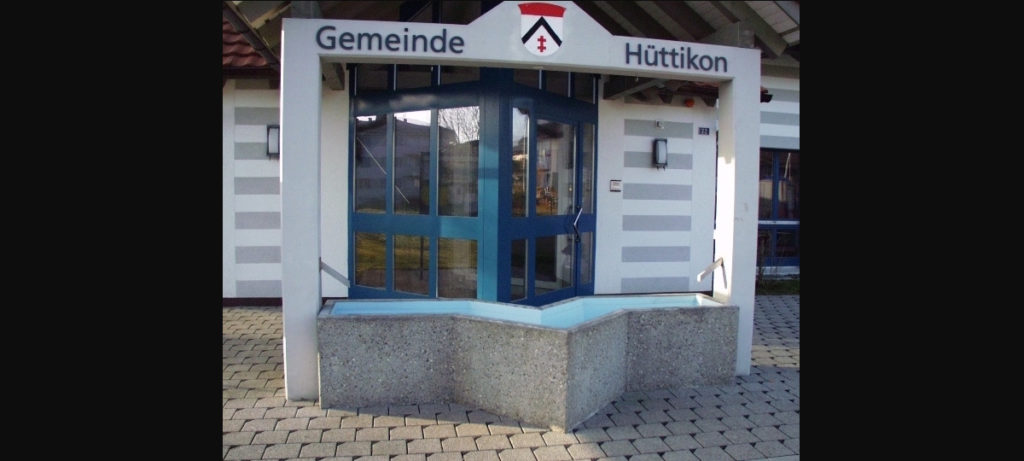 1999.1 Hüttikon, Brunnen Gemeindehaus