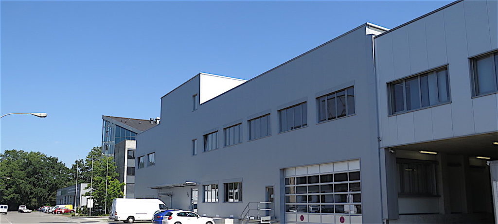 2015.1 Dällikon, Industriestrasse, Lagerhalle Aeschlimann