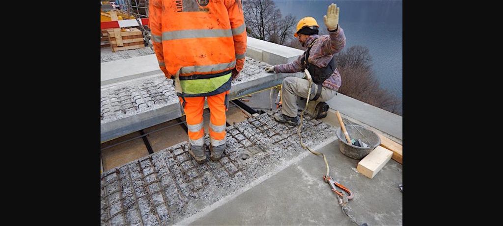 2018.8 N4 neue Axenstrasse, Fahrbahnplatten zw. Brunnen - Sisikon