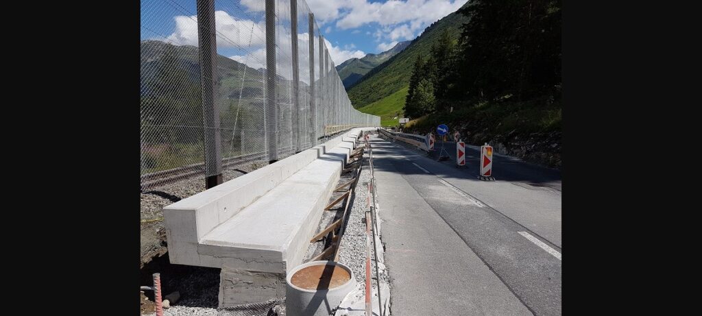 2019.10 N2P Kreisel Andermatt - Passhöhe, St. Annawald Hospental