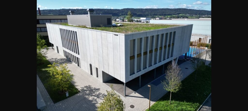 2017.1-Buchs-ZH-Schulhaus-Petermoos