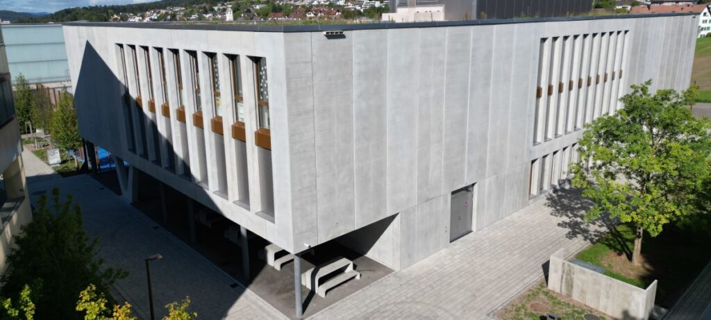 2017.2 Buchs ZH Schulhaus Petermoos