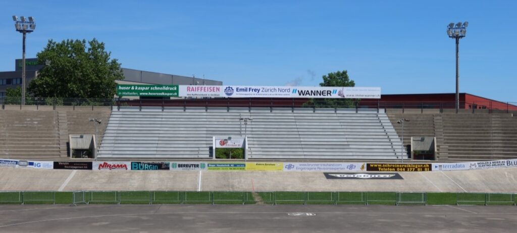 2019.7 Oerlikon offenen Rennbahn Tribüne